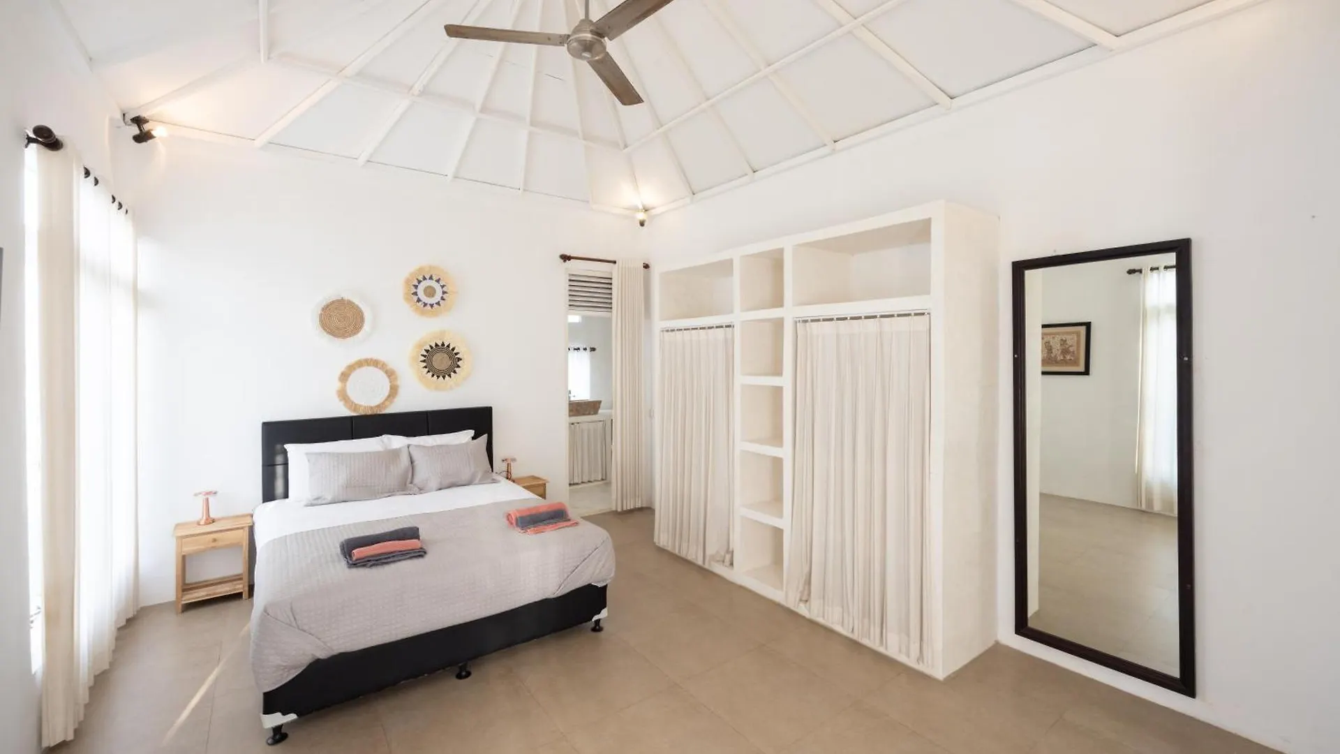 Villa Selamat, Seminyak, Batu Belig, 10 Min From Beach Indonesia