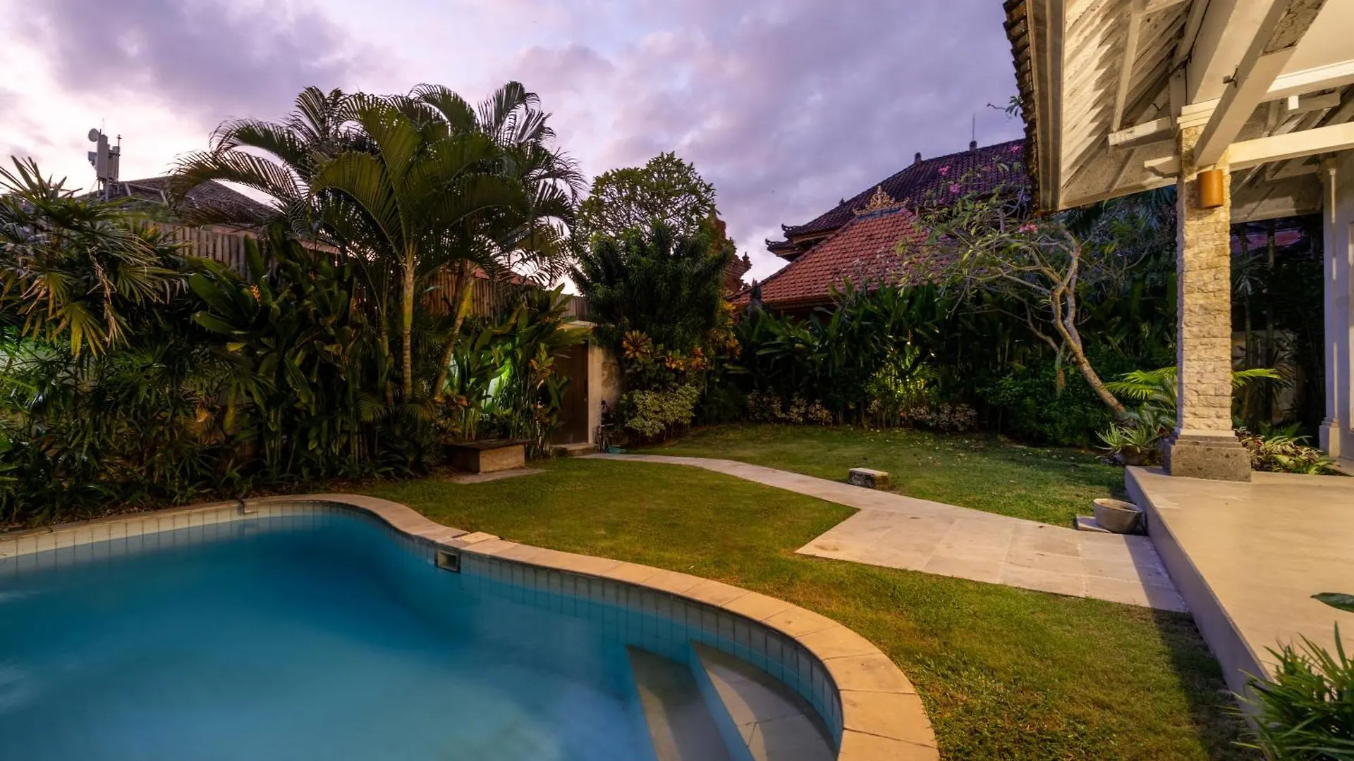 Villa Selamat, Seminyak, Batu Belig, 10 Min From Beach Indonesia